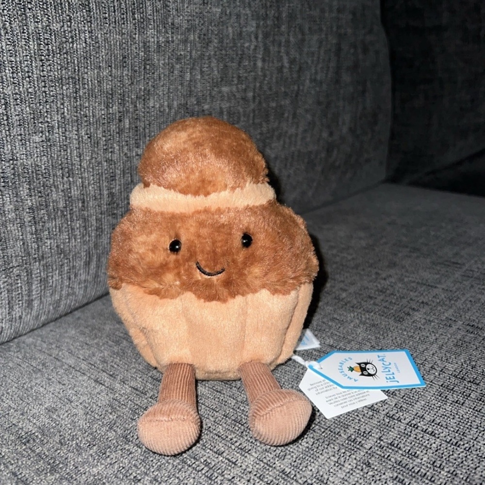 NWT Jellycat Amuseables Brigitte Brioche